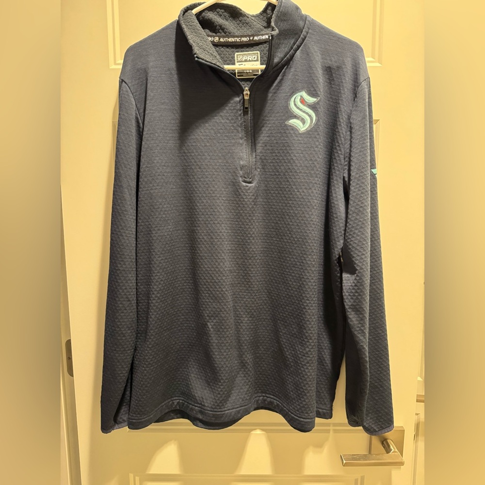 EUC Fanatics Kraken Navy Quarter-Zip Pullover